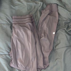 Lululemon purple joggers size 4